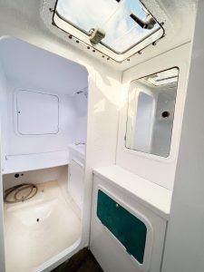 bath, St Francis 44, catamaran for sale