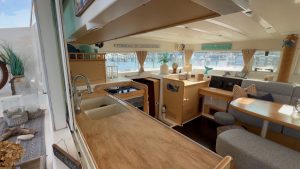salon, Lagoon 420, catamaran for sale