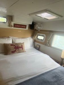 bed, Lagoon 420, catamaran for sale
