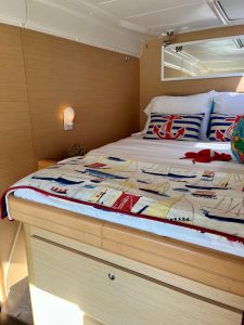 bed, Lagoon 420, catamaran for sale