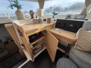 navigation station, Lagoon 420, catamaran for sale