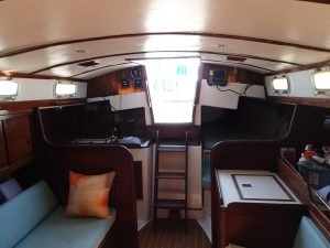 salon, Tartan 33, sailboat for sale