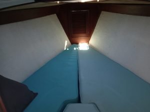 bed, Tartan 33, sailboat for sale