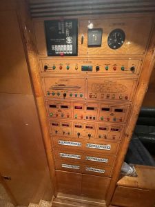 electrical, Versilcraft 75 Motoryacht, trawler for sale