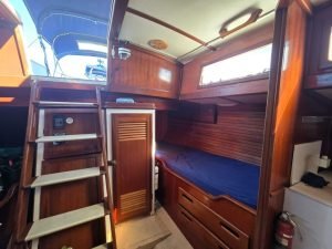 bed, Reliance 44, sailboat for sale