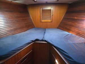 bed, Reliance 44, sailboat for sale