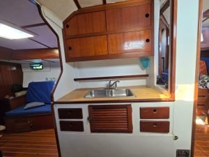 interior, Reliance 44, sailboat for sale