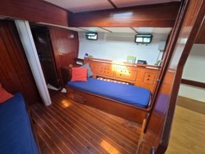 bed, Reliance 44, sailboat for sale