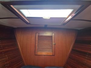bed, Reliance 44, sailboat for sale