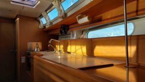 salon, Jeanneau 44, sailboat for sale