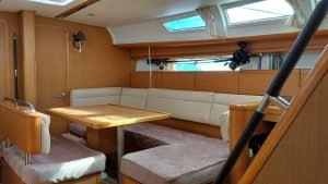 salon, Jeanneau 44, sailboat for sale