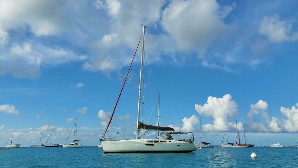 Jeanneau 44i, sailboat for sale
