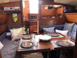 salon, Dufour 35, sailboat for sale