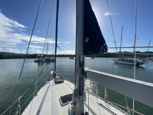 deck, Beneteau 400 Oceanis, sailboat for sale