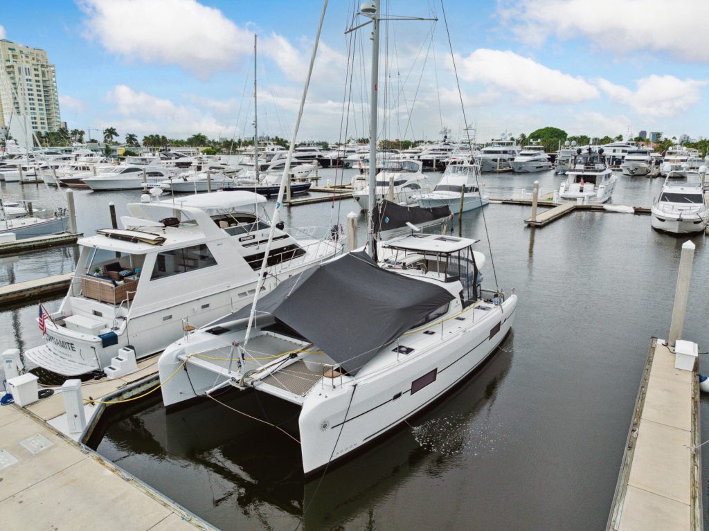 Lagoon 42, catamaran for sale