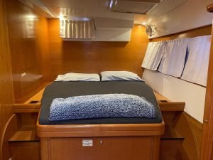 bed, Lagoon 420, catamaran for sale