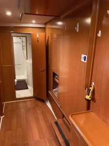 interior, Lagoon 420, catamaran for sale