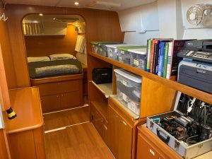 bed, Lagoon 420, catamaran for sale
