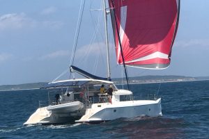 underway, Lagoon 420, catamaran for sale