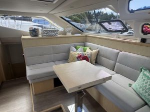 salon, Seawind 1600, catamaran for sale