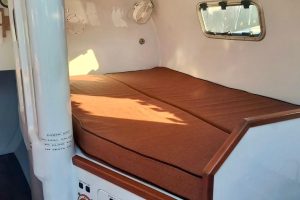 bed, Hughes 40, catamaran for sale