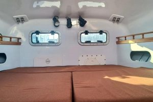 bed, Hughes 40, catamaran for sale