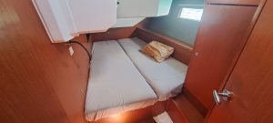 bed, Beneteau 45 Oceanis, sailboat for sale