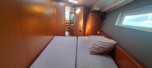 bed, Beneteau 45 Oceanis, sailboat for sale