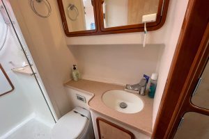 bath, Knysna 480, catamaran for sale