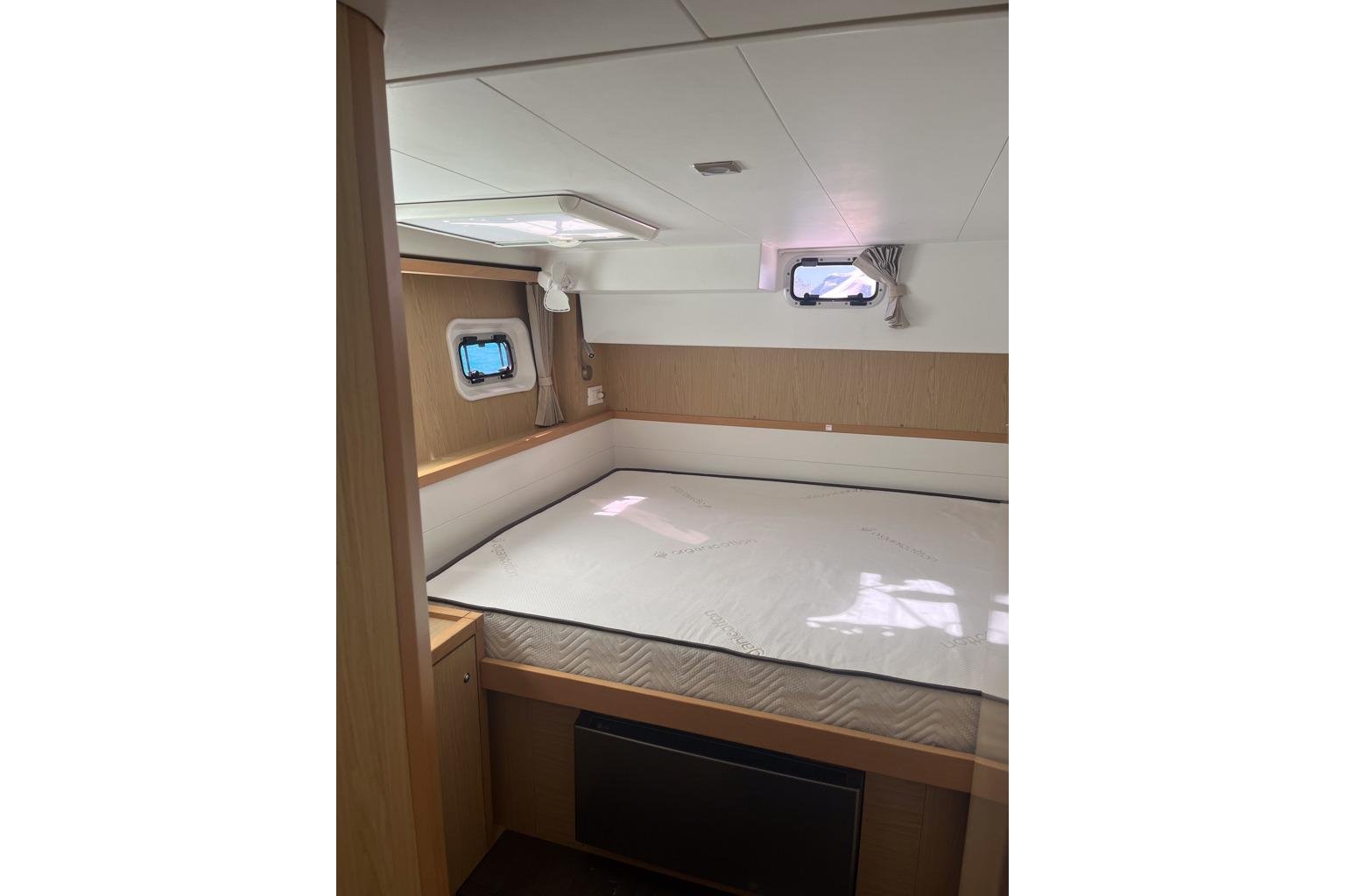 2014 Lagoon 39