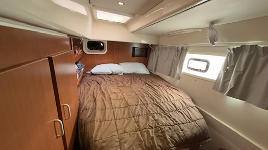 bed, Leopard 44, catamaran for sale