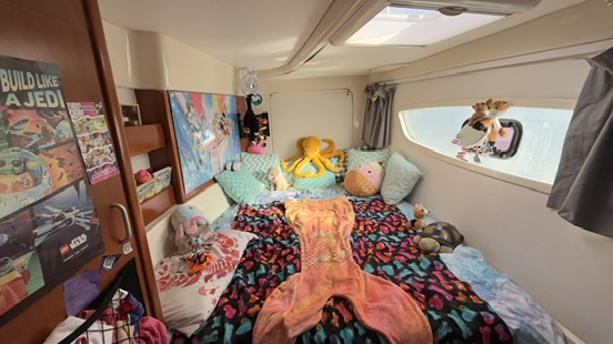 bed, Leopard 44, catamaran for sale