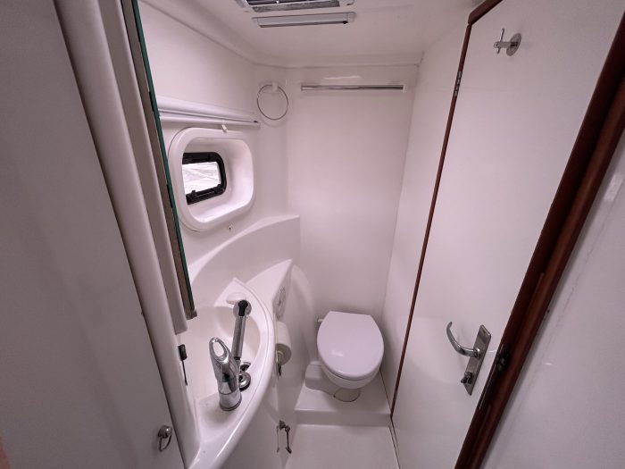 bath, Leopard 44, catamaran for sale