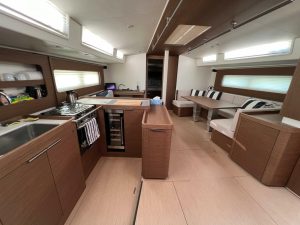 salon, Beneteau 54 Oceanis, sailboat for sale