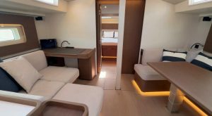 salon, Beneteau 54 Oceanis, sailboat for sale