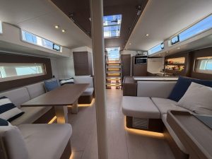 salon, Beneteau 54 Oceanis, sailboat for sale