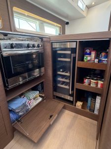 interior, Beneteau 54 Oceanis, sailboat for sale