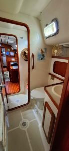 bath, Caliber 47, sailboat for sale