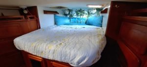 bed, Caliber 47, sailboat for sale
