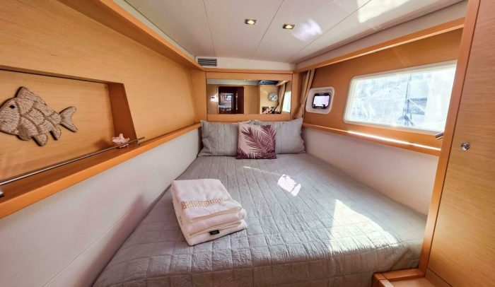 bed, Lagoon 450, catamaran for sale