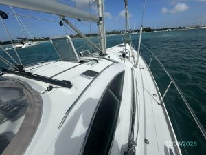 deck, Jeanneau 54DS, sailboat for sale