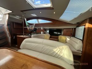 salon, Jeanneau 54DS, sailboat for sale