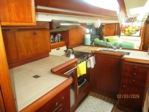 interior, Jeanneau 54DS, sailboat for sale