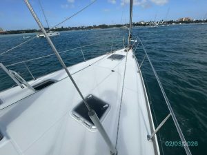 deck, Jeanneau 54DS, sailboat for sale