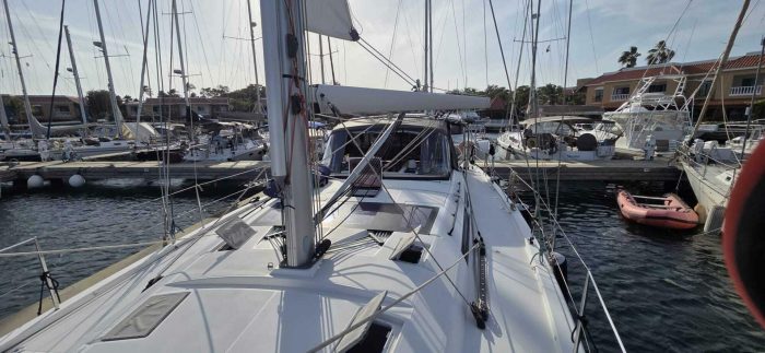 deck, Dufour 530, sailboat for sale