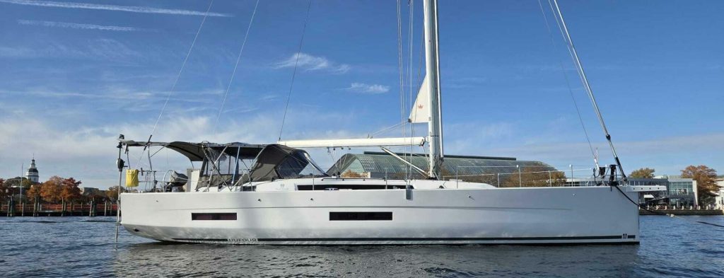 Dufour 530, sailboat for sale