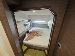 bed, Bali 4.2, catamaran for sale
