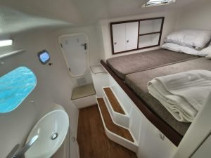 bed, Voyage 480, catamaran for sale
