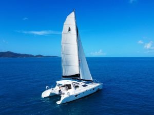 underway, Voyage 480, catamaran for sale