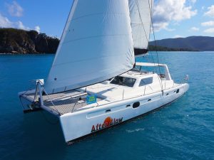 underway, Voyage 480, catamaran for sale